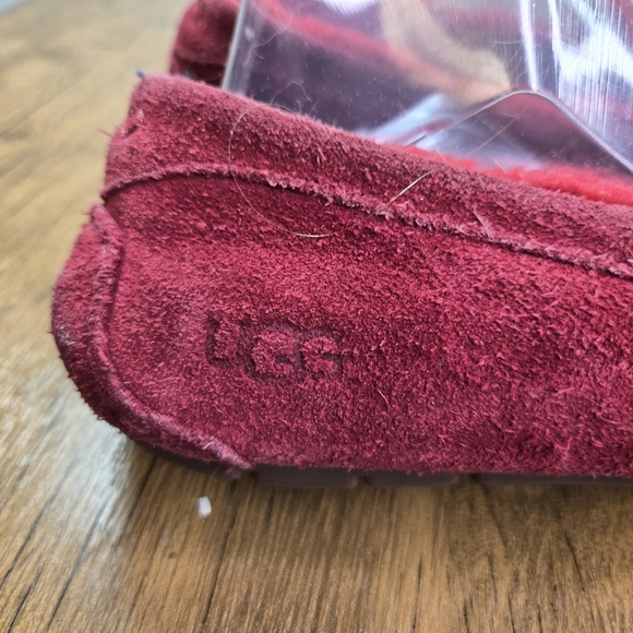 Ugg Ansley Red Suede Shearling Slippers Moccasins - Picture 11 of 11